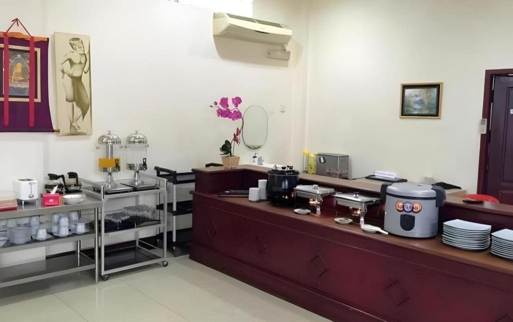 Hotel Dynasty Tarakan Exteriér fotografie