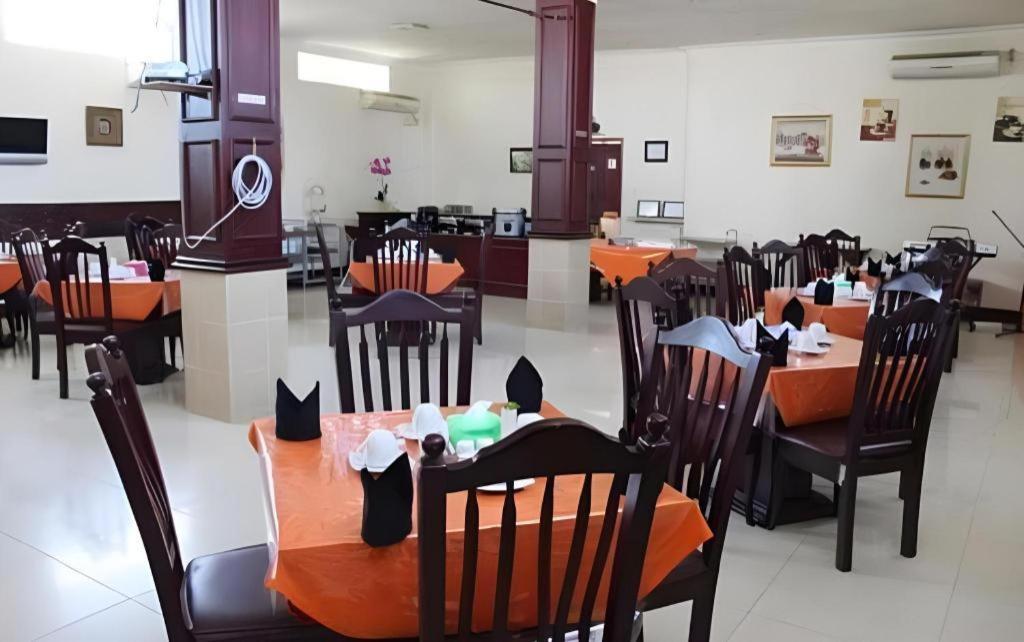 Hotel Dynasty Tarakan Exteriér fotografie